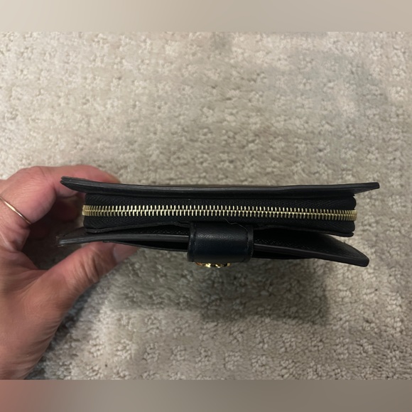 Louis Vuitton Reverse Monogram Juliette Wallet - Picture 7 of 9